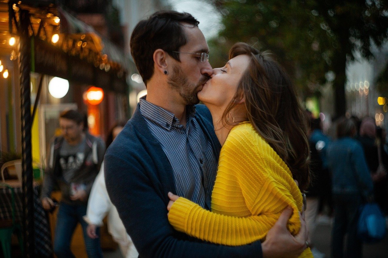 couple, kiss, romantic, romance, love, guy, girl, man, woman, affection, relationship, together, feelings, happiness, outdoors, city, evening, portrait, couple, couple, kiss, kiss, kiss, kiss, kiss